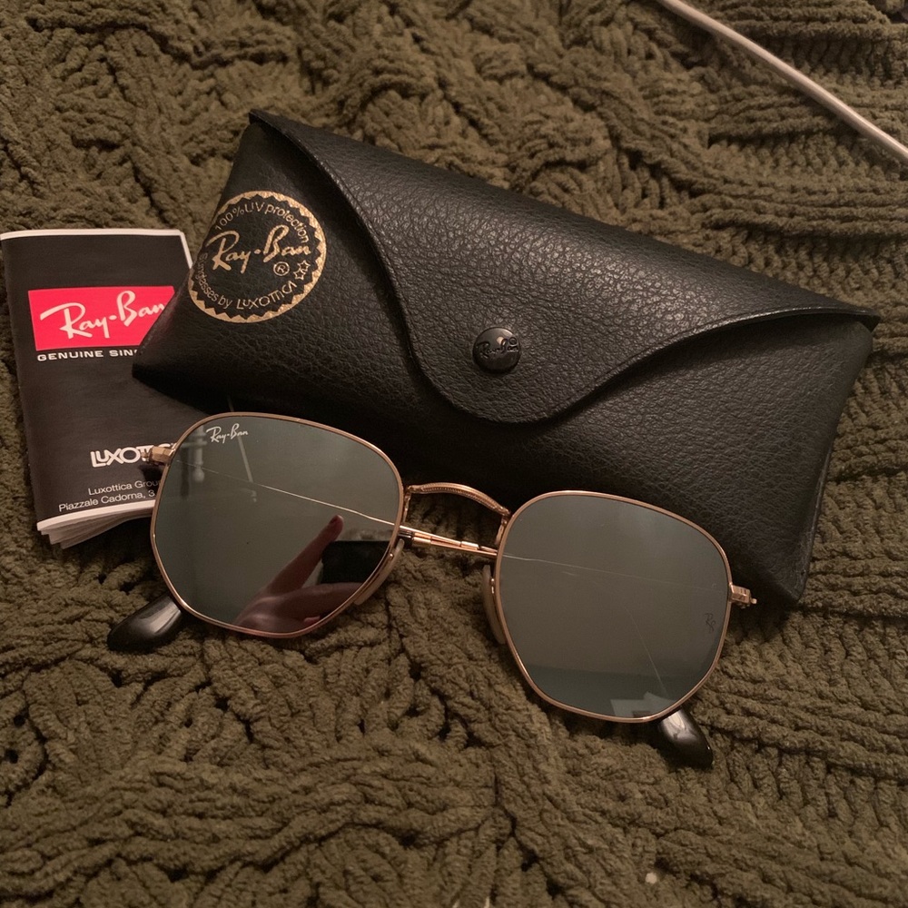 Mirrored hexagonal flat ray bans